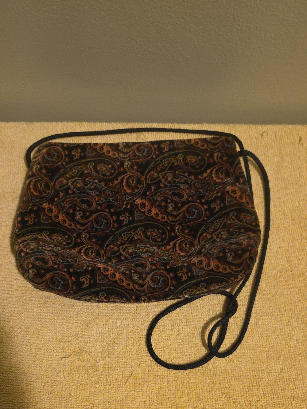 Velvet Paisley Crossbody Bag -Inv.522